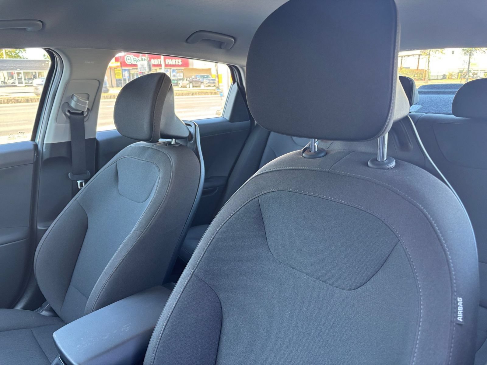 Used 2026 Kia K4 FWD image 32
