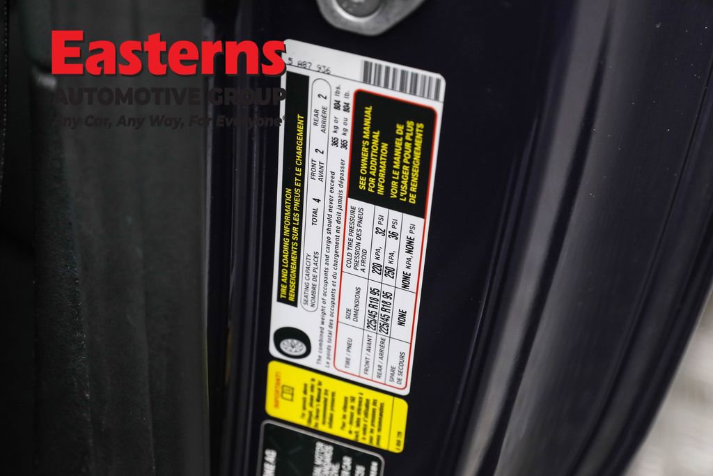 Used 2024 BMW 230i Coupe w/ Premium Package image 35