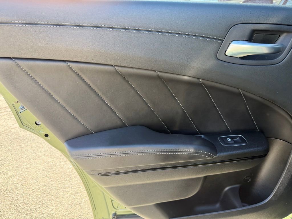 Used 2022 Dodge Charger Scat Pack w/ Daytona Edition Group image 28
