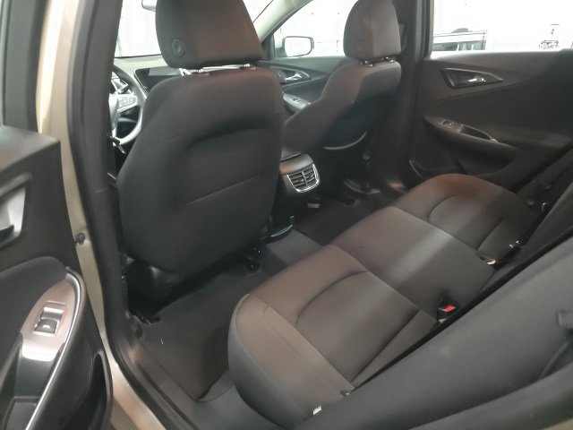 Used 2023 Chevrolet Malibu LT image 13