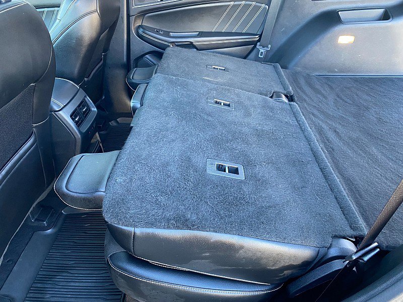 Certified 2022 Ford Edge ST w/ Equipment Group 401A image 38