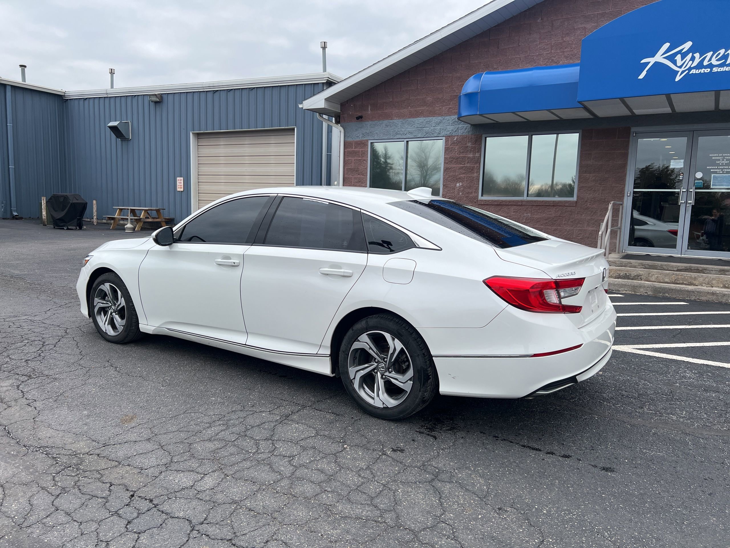 Used 2020 Honda Accord EX-L image 4