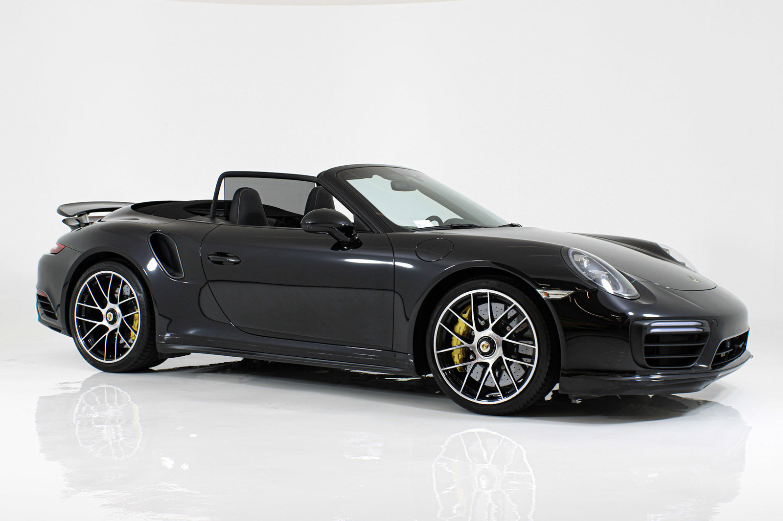 Used 2019 Porsche 911 Turbo S AWD/4WD image 15