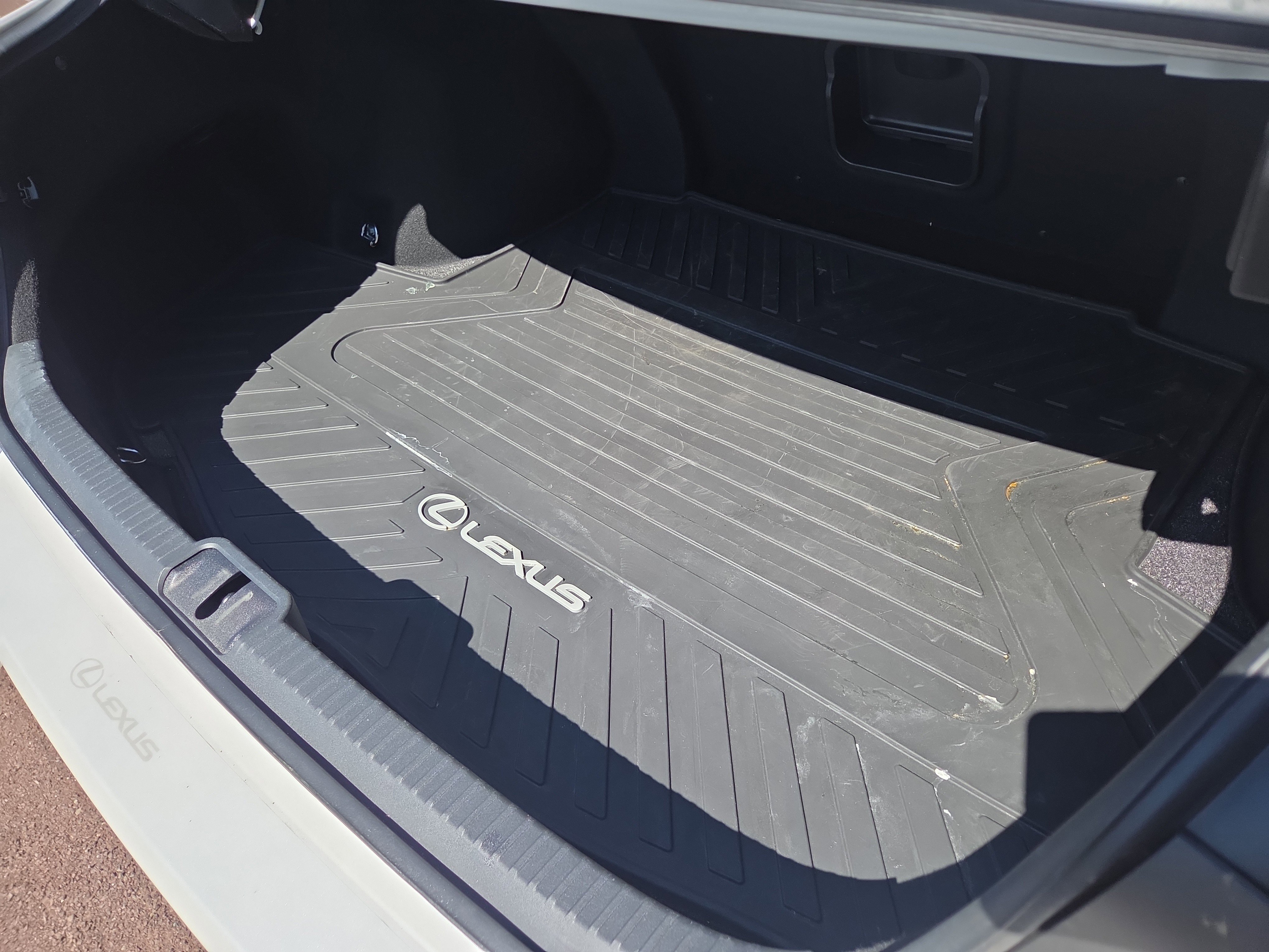 Certified 2023 Lexus ES 350 w/ Premium Package image 36