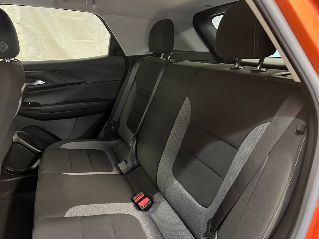 Used 2023 Chevrolet TrailBlazer LT w/ Convenience Package image 37