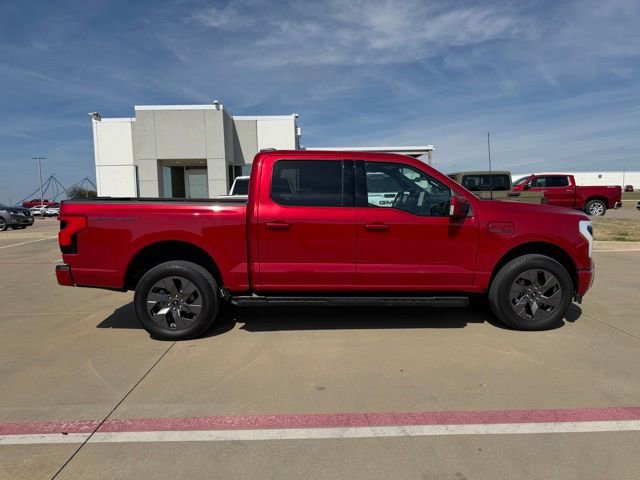 Used 2023 Ford F150 Lightning Lariat image 2