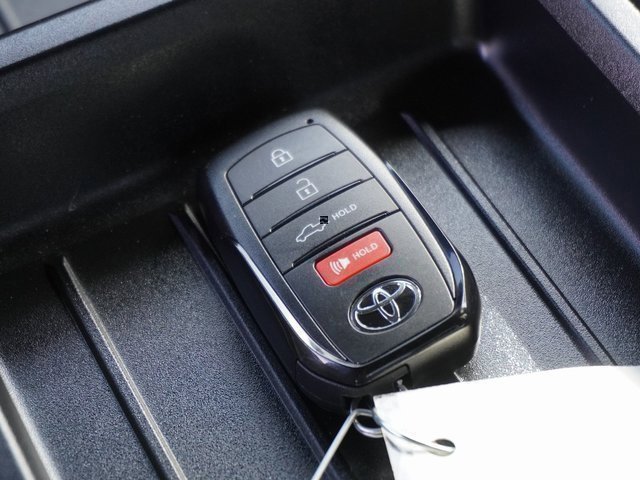New 2025 Toyota Tundra Limited image 22