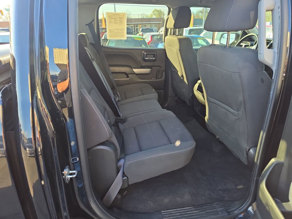 Used 2018 Chevrolet Silverado 1500 LT w/ LPO, Black Pack AWD/4WD image 54