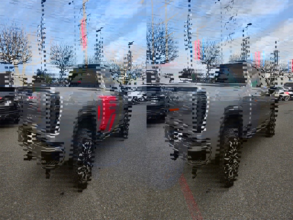 Used 2024 GMC Sierra 2500 Denali Ultimate w/ Max Trailering Package image 5