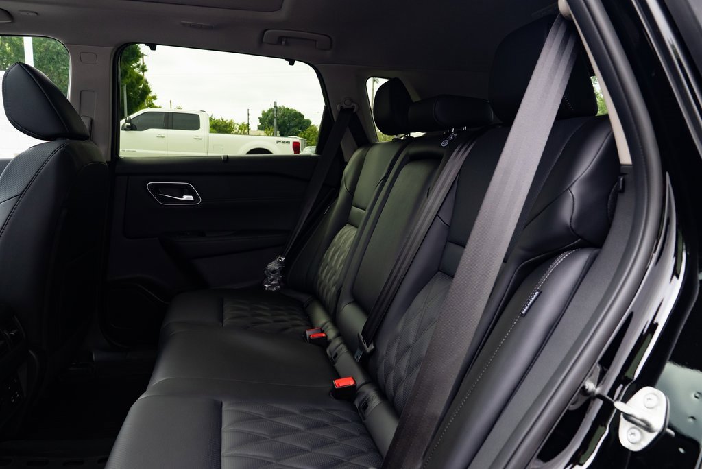 New 2026 Nissan Rogue Platinum w/ Platinum Premium Package image 22