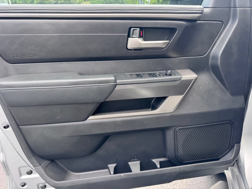 Used 2022 Toyota Tundra SR5 AWD/4WD image 18