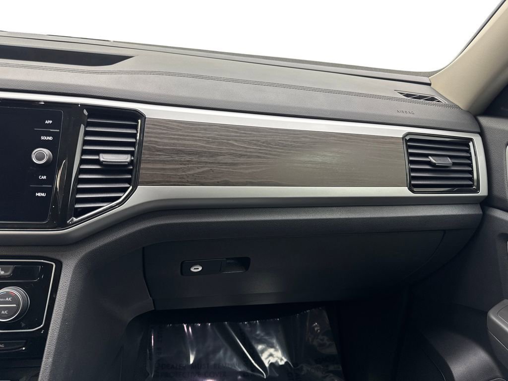 Used 2022 Volkswagen Atlas SE w/ Panoramic Sunroof Package FWD image 62