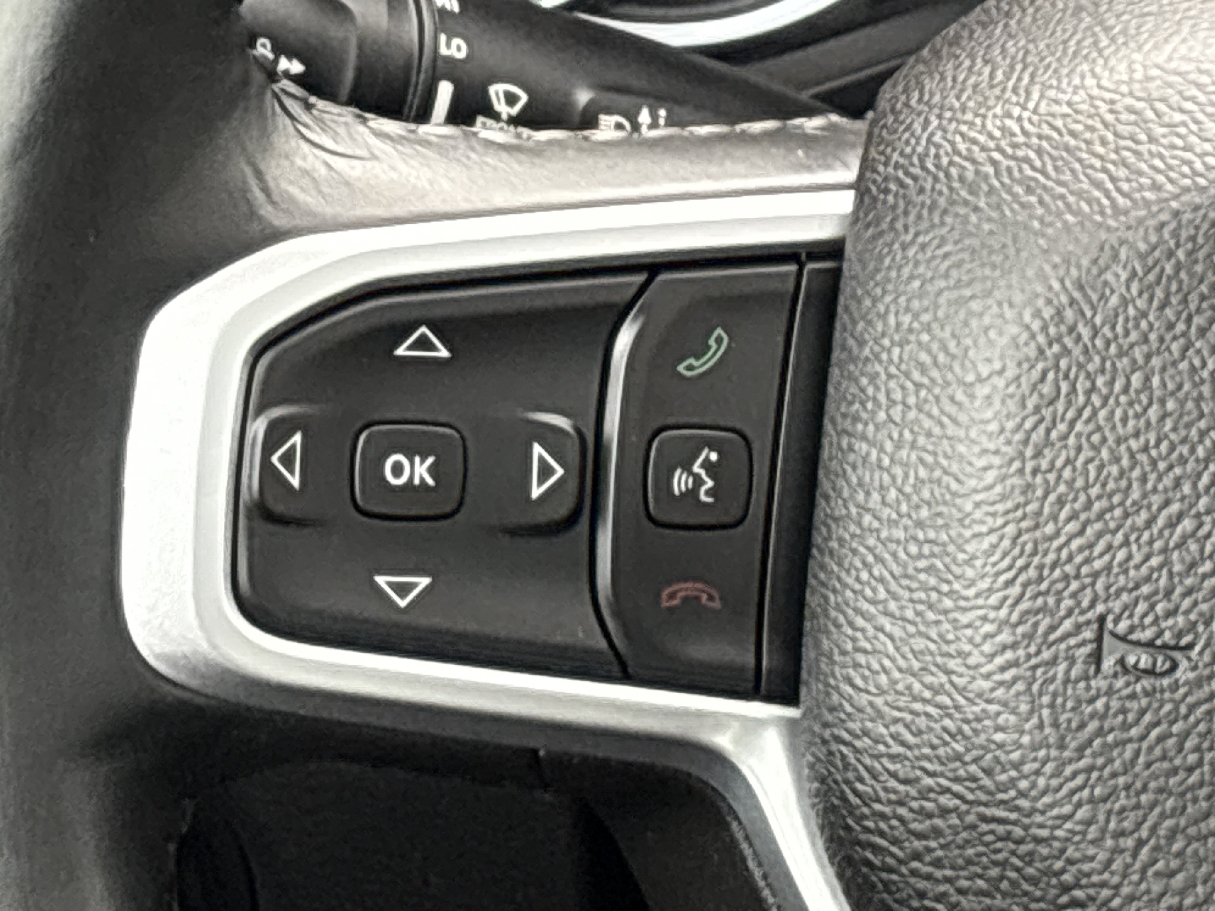 Used 2022 RAM 1500 Big Horn AWD/4WD image 23
