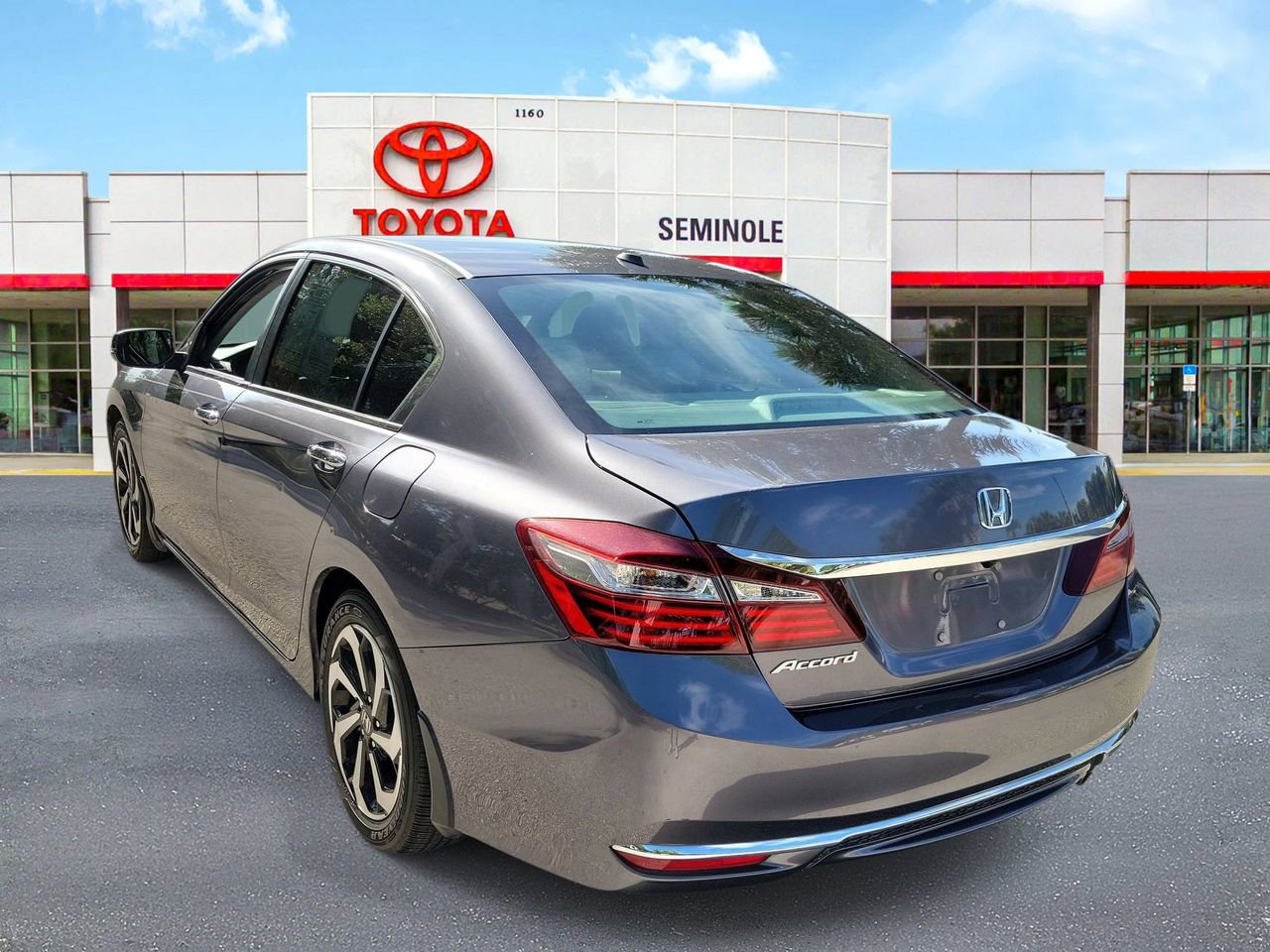 Used 2016 Honda Accord EX-L image 4