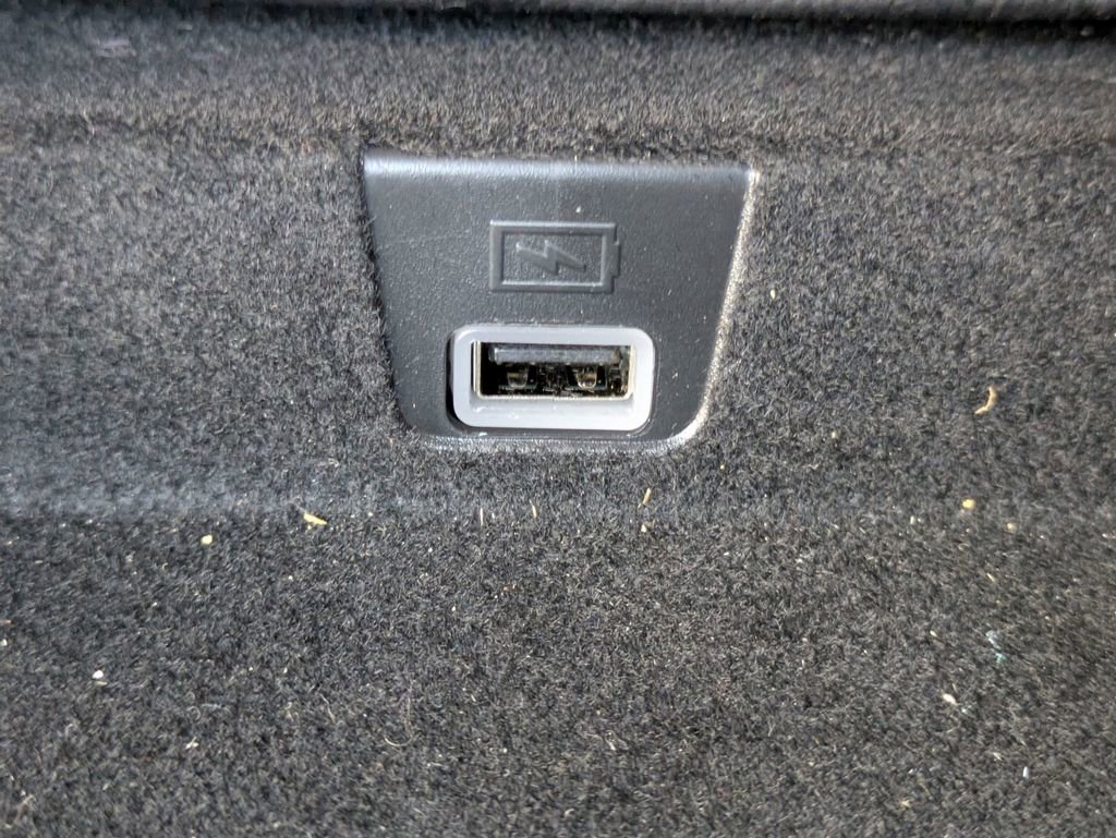 Used 2024 RAM 1500 Laramie image 30