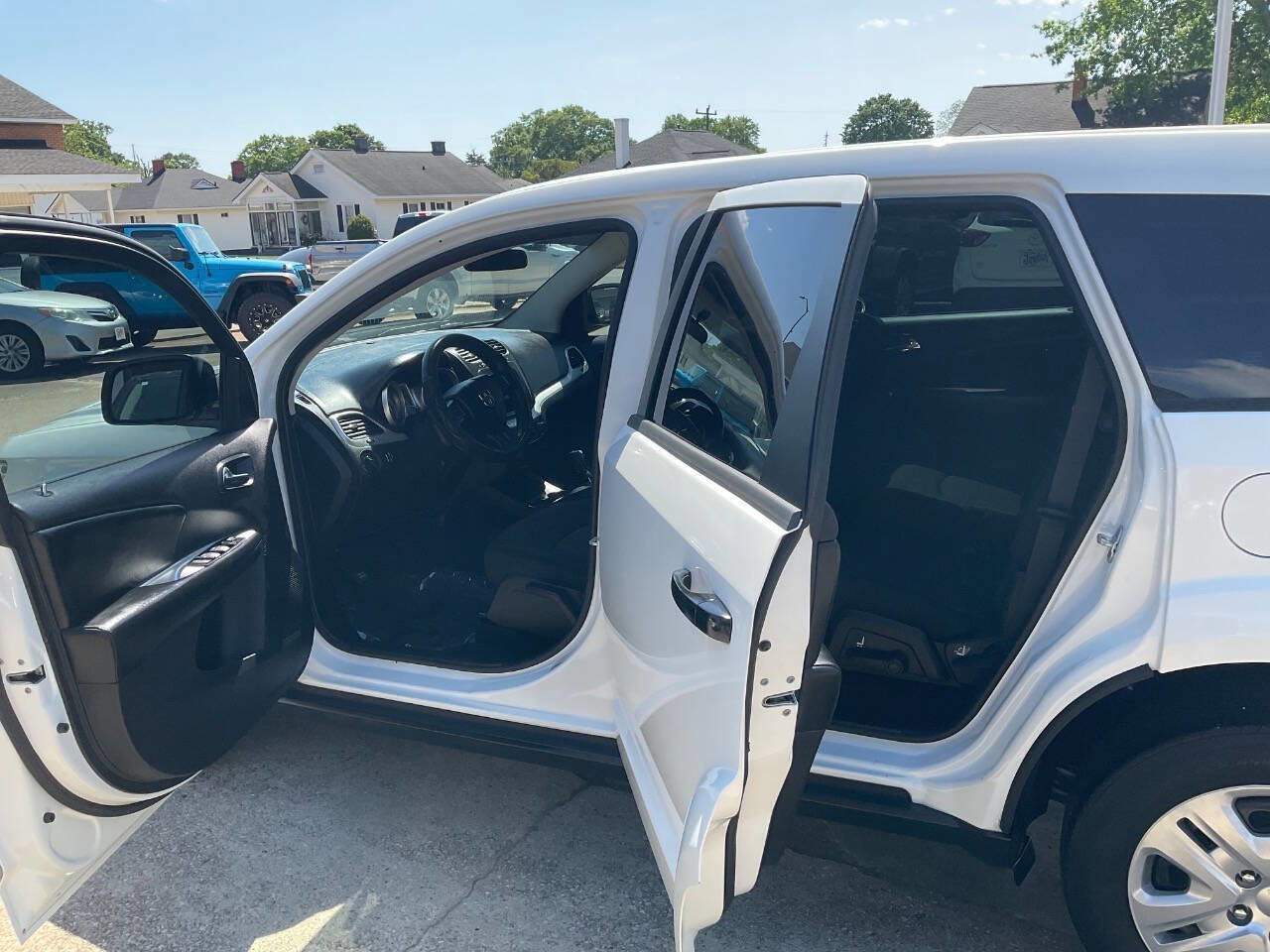 Used 2015 Dodge Journey American Value Package w/ Flexible Seating Group FWD image 9