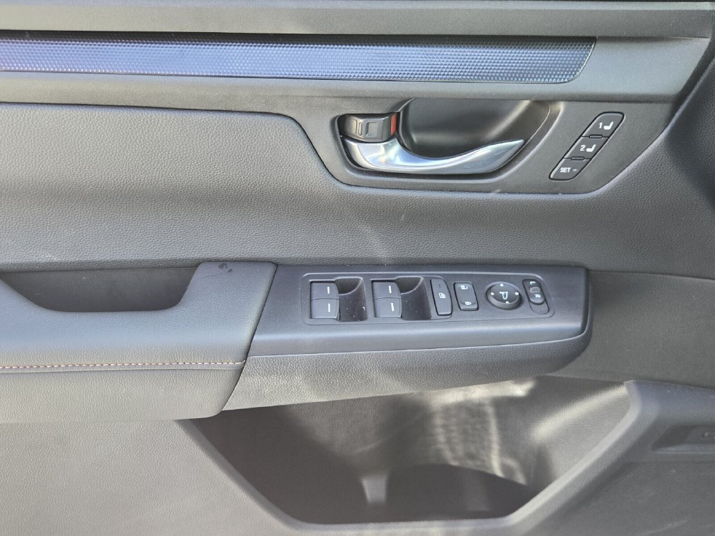 Used 2026 Honda CR-V Sport-L image 28
