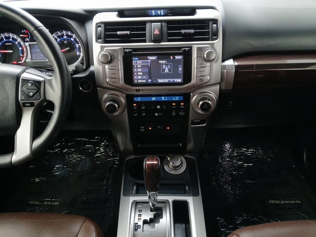 Used 2019 Toyota 4Runner Limited AWD/4WD image 3