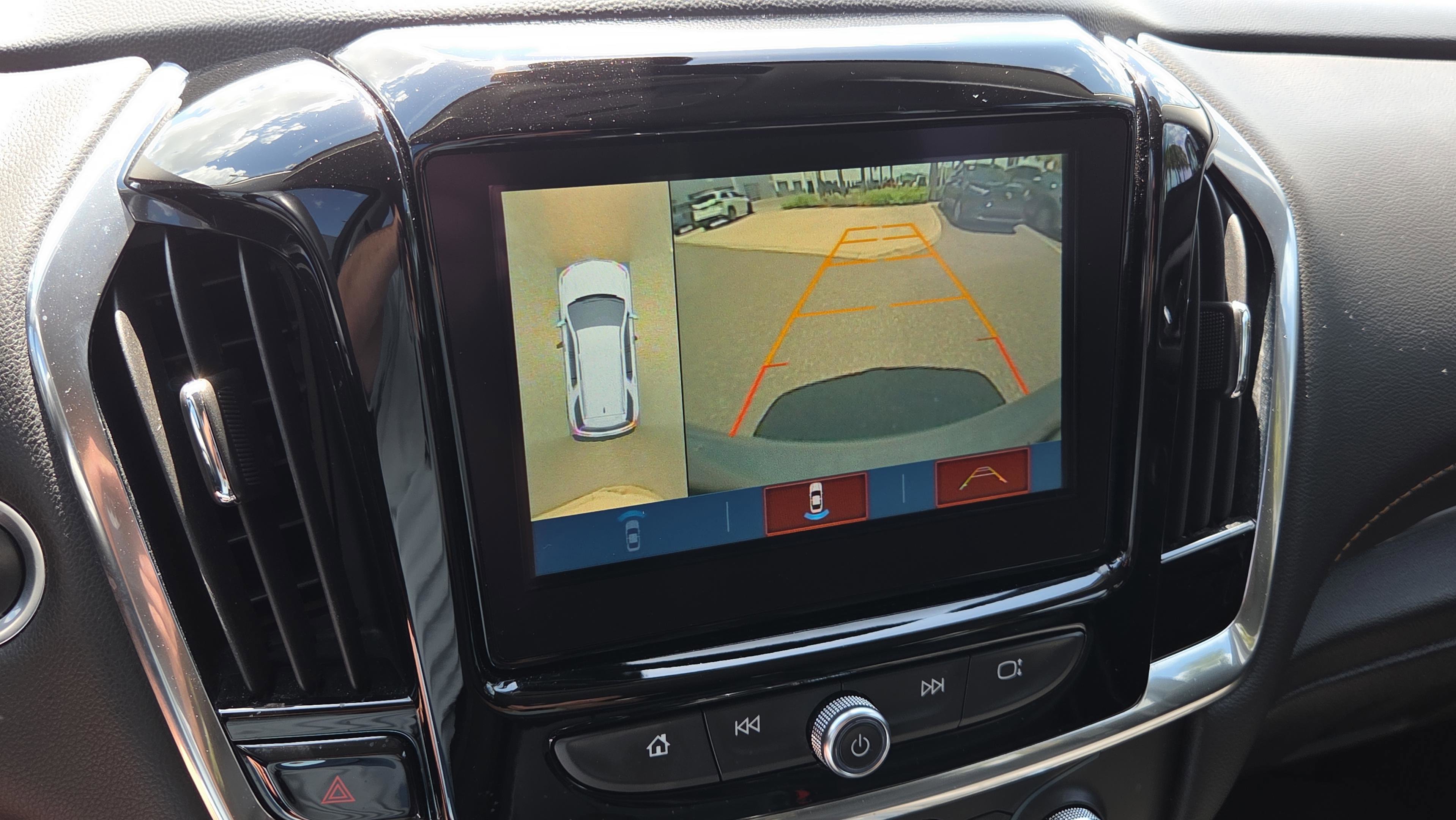 Used 2019 Chevrolet Traverse RS w/ LPO, 'HIT The Road' Package image 25