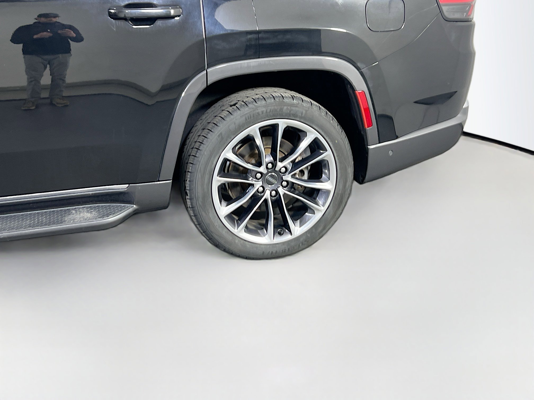 Used 2022 Jeep Wagoneer Series II w/ Convenience Group I image 32