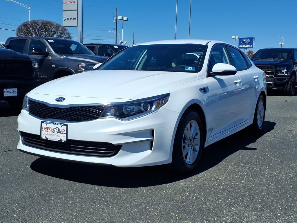 Used 2016 Kia Optima LX w/ LX Convenience Package image 3