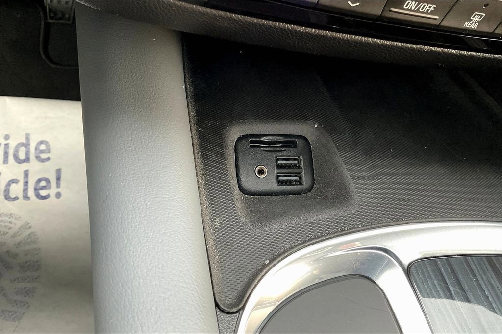 Used 2021 Buick Enclave Premium w/ LPO, Cargo Package image 33