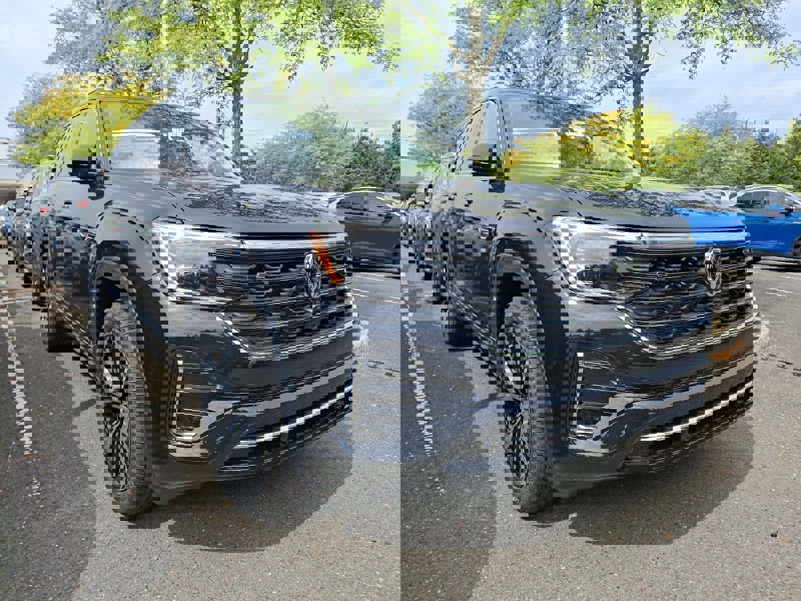 New 2025 Volkswagen Atlas SEL Premium R-Line image 1