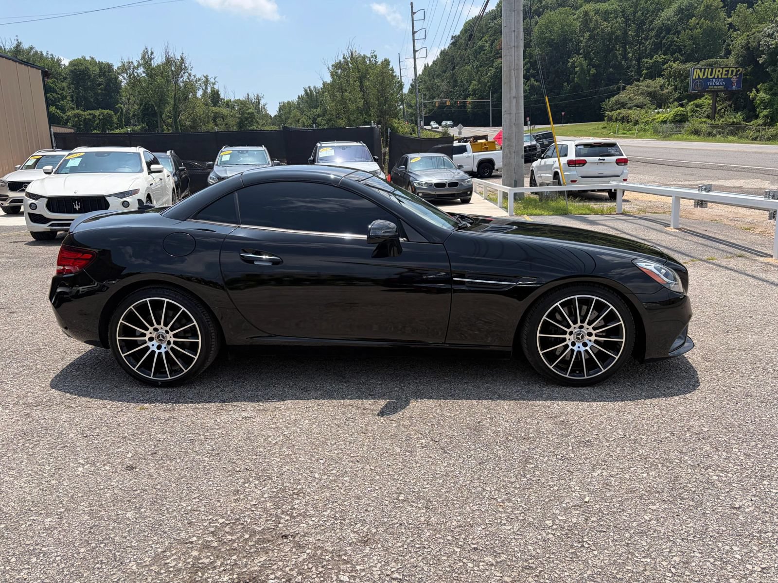 Used 2019 Mercedes-Benz SLC 300 image 4
