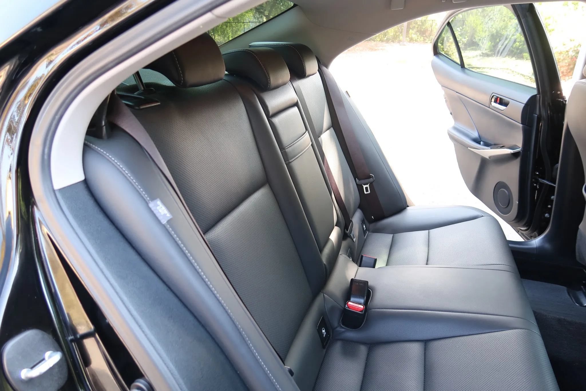 Used 2016 Lexus IS 300 AWD image 23