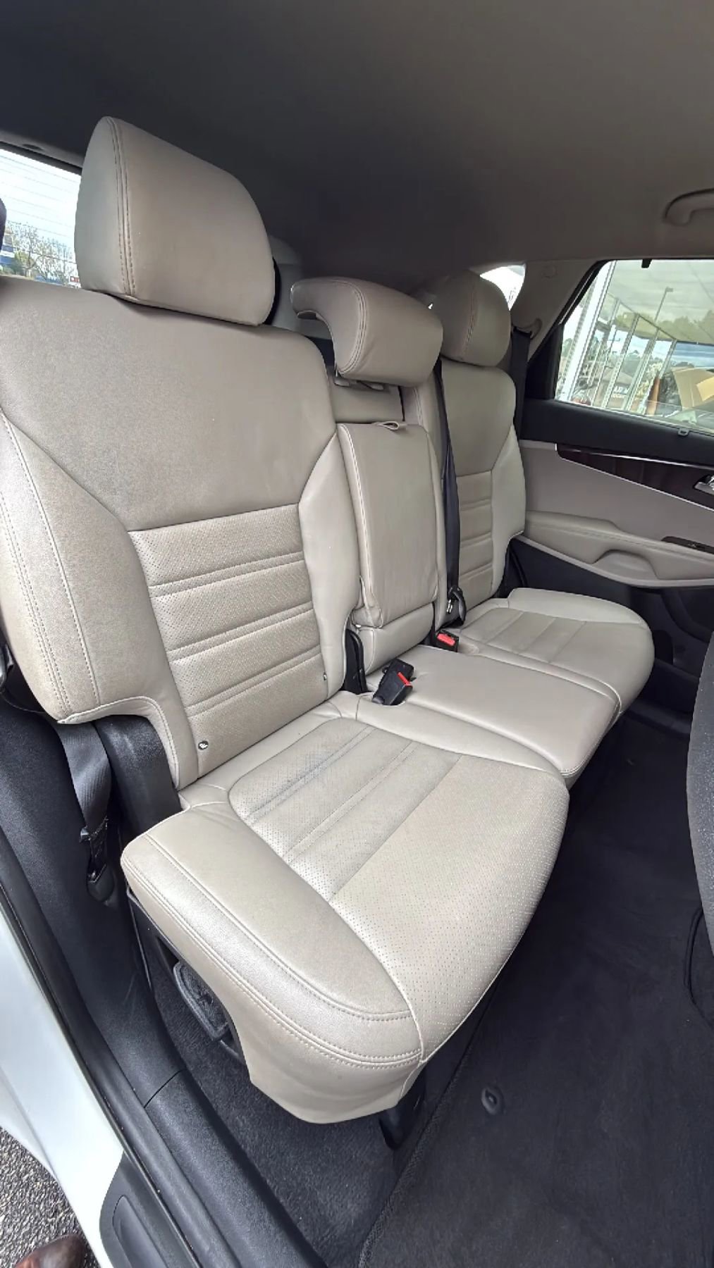 Used 2016 Kia Sorento EX w/ EX Premium Package image 26