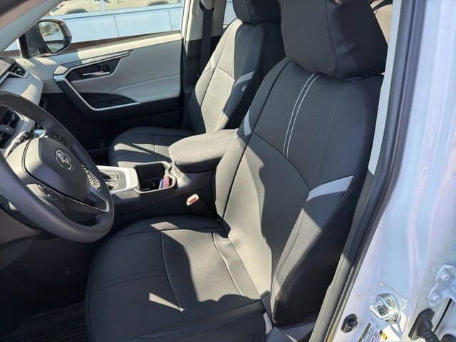 Used 2024 Toyota RAV4 XLE w/ Convenience Package AWD/4WD image 14