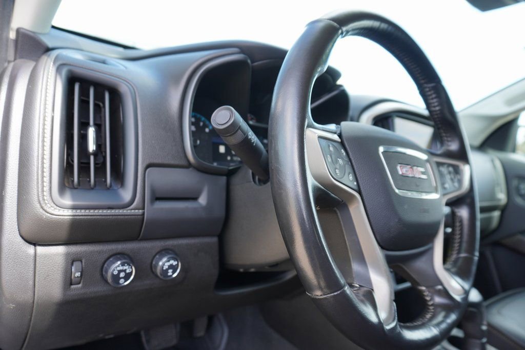 Used 2021 GMC Canyon Denali image 12