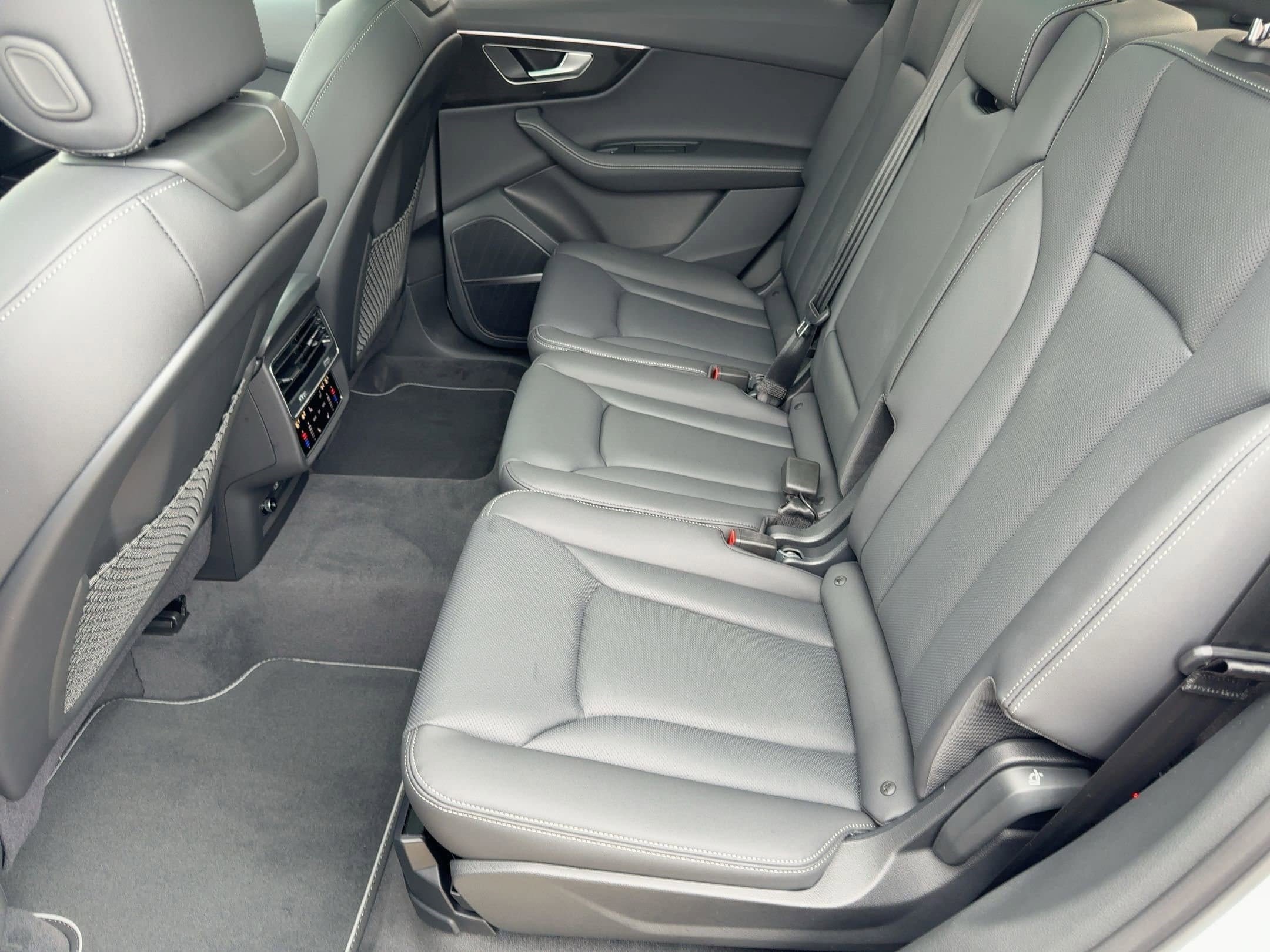 New 2026 Audi Q7 3.0T Premium Plus AWD/4WD image 15