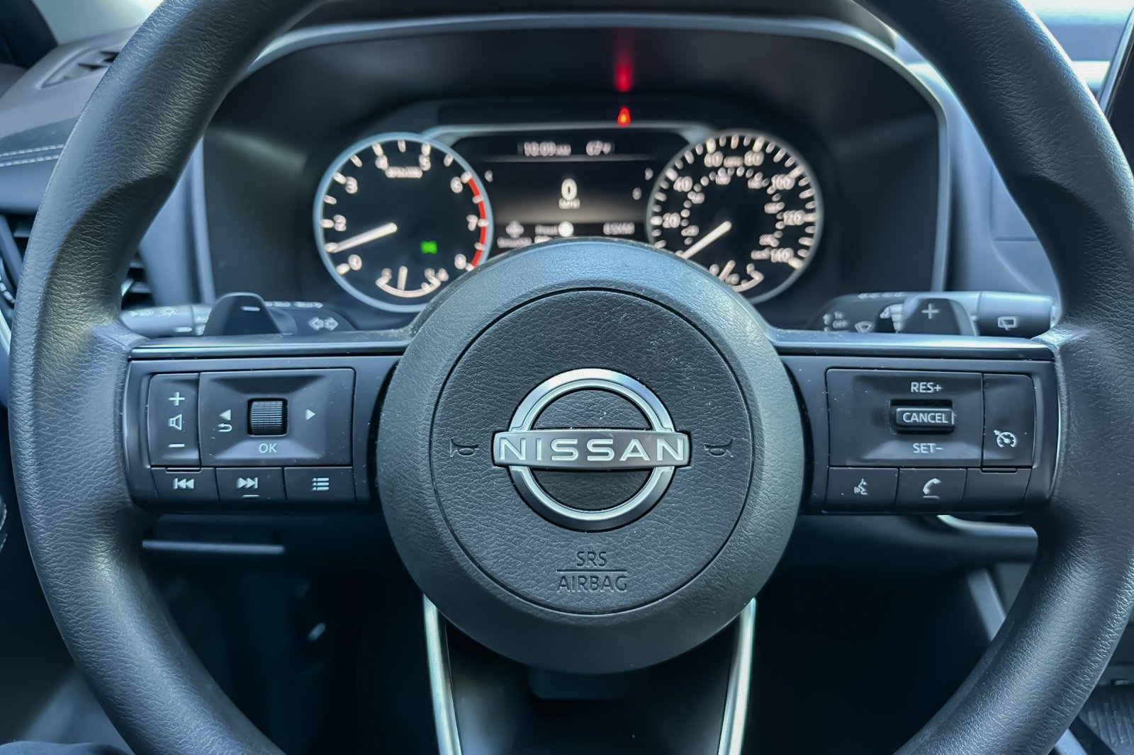 Used 2022 Nissan Rogue S image 20