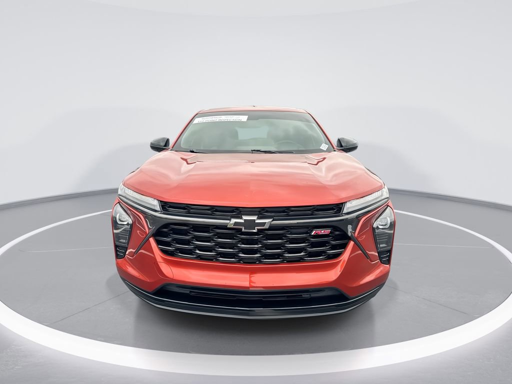 Used 2024 Chevrolet Trax RS w/ Driver Confidence Package image 3