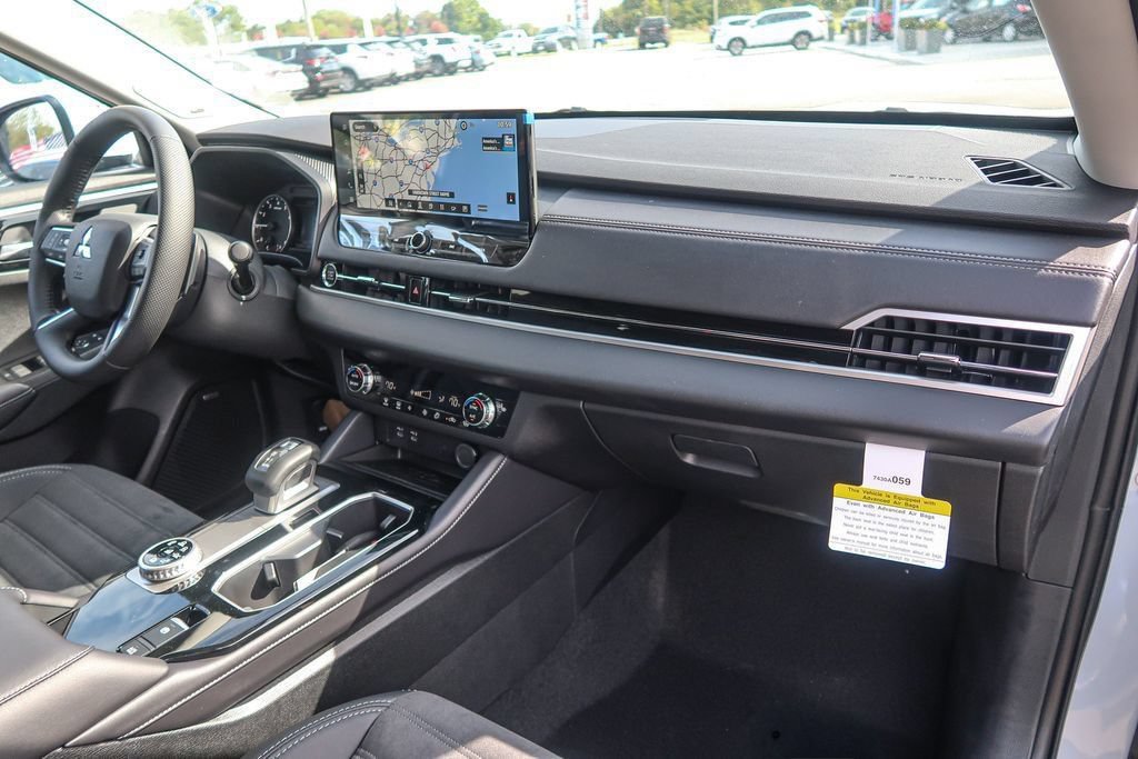 New 2025 Mitsubishi Outlander SE AWD/4WD image 20