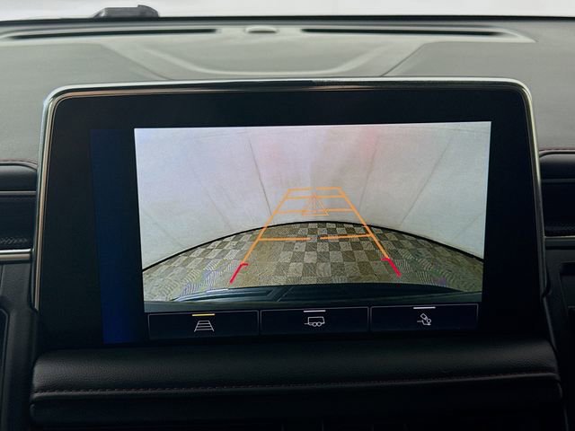 Used 2022 Chevrolet Tahoe RST w/ Sport Performance Package image 16