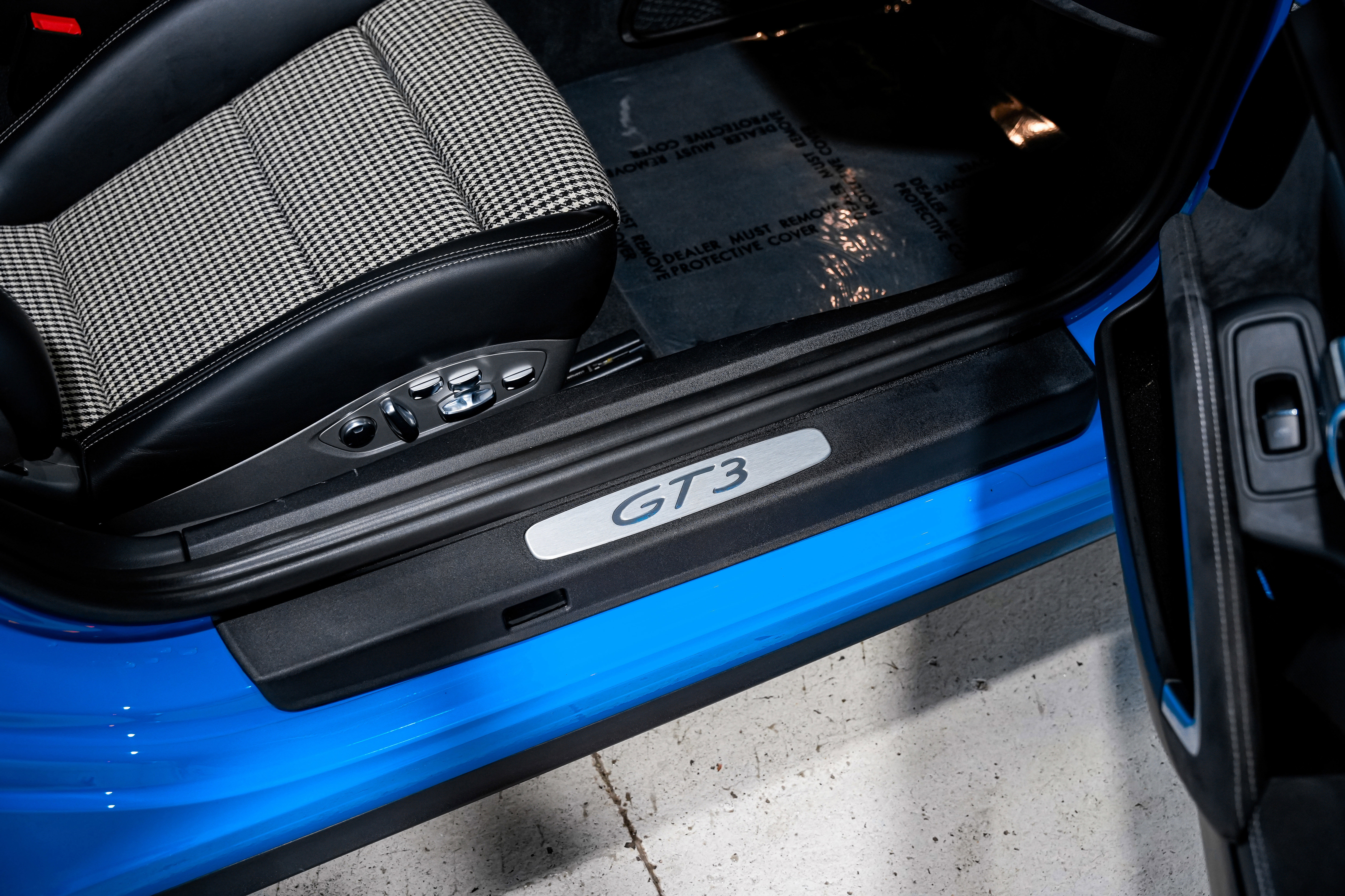 Used 2018 Porsche 911 GT3 image 28