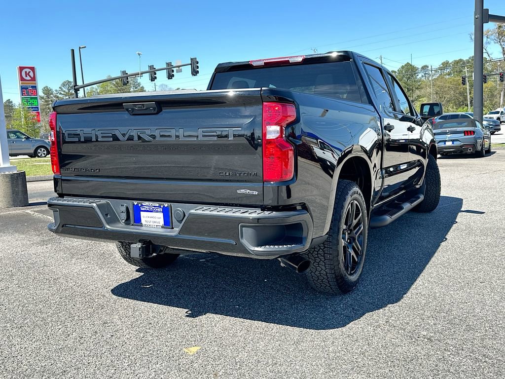 Used 2025 Chevrolet Silverado 1500 Custom w/ Turbomax Blackout Package image 7