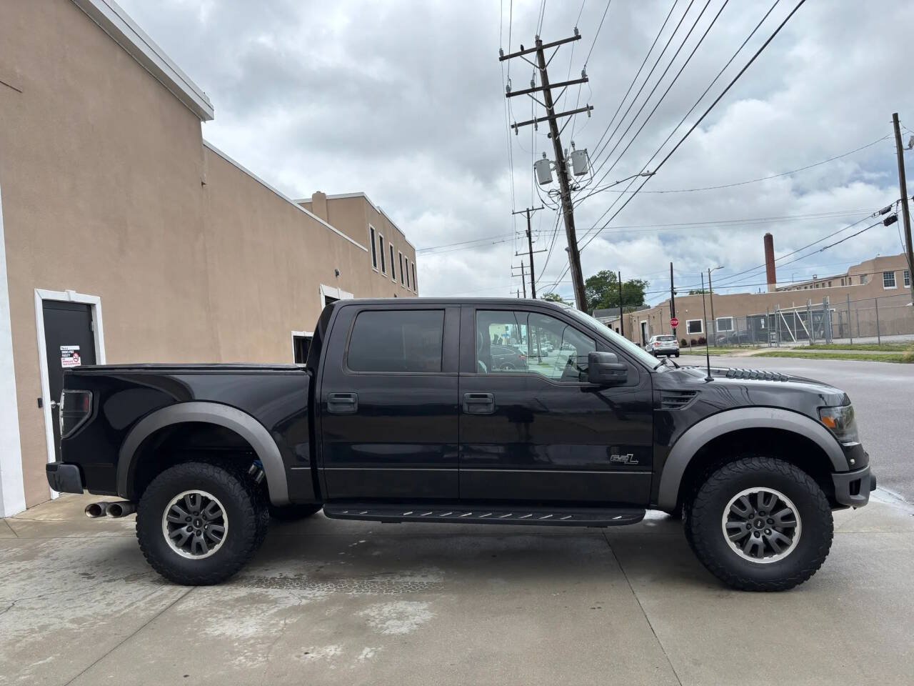 Used 2011 Ford F150 Raptor AWD/4WD image 7