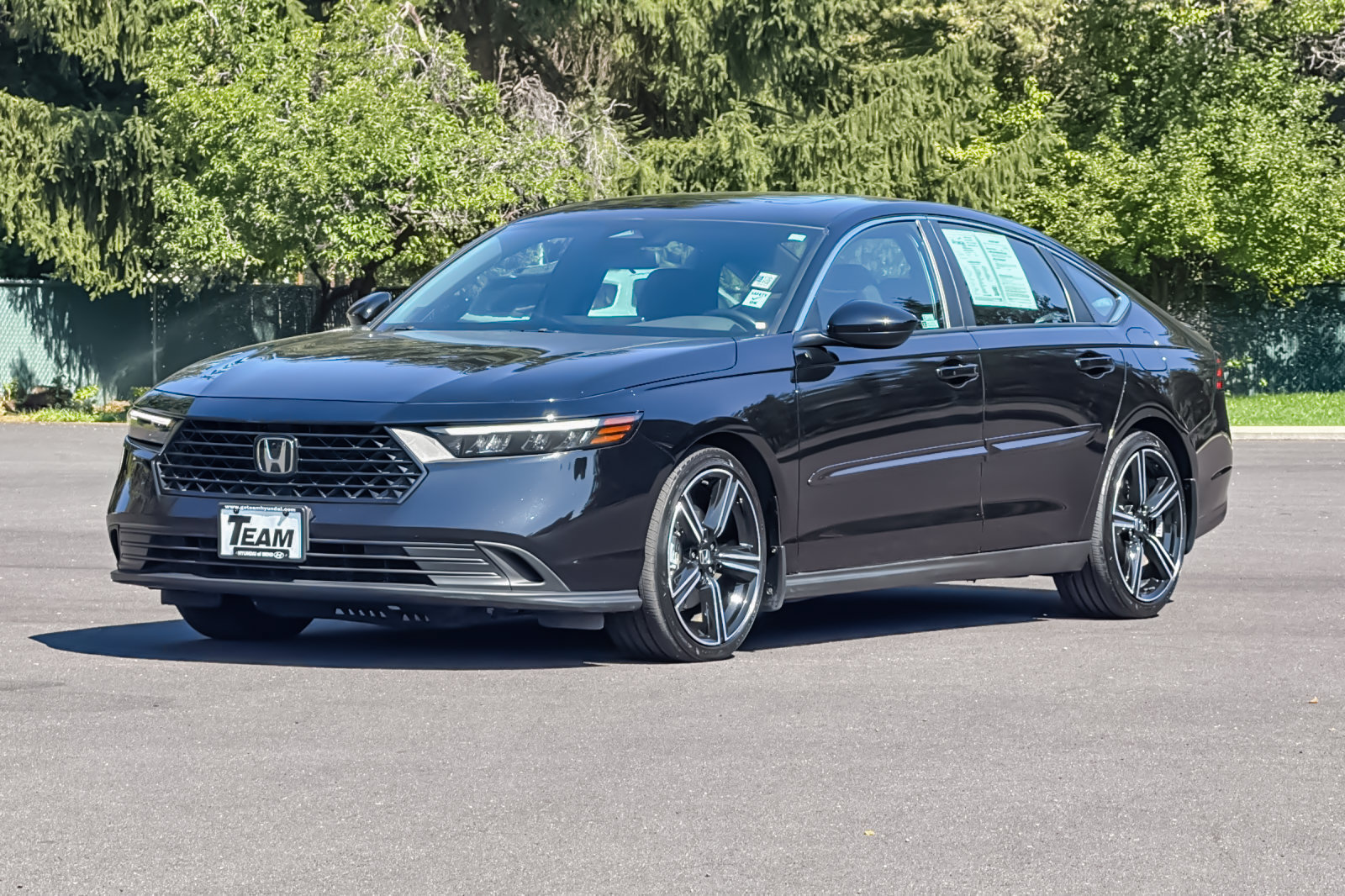 Used 2023 Honda Accord Sport image 9