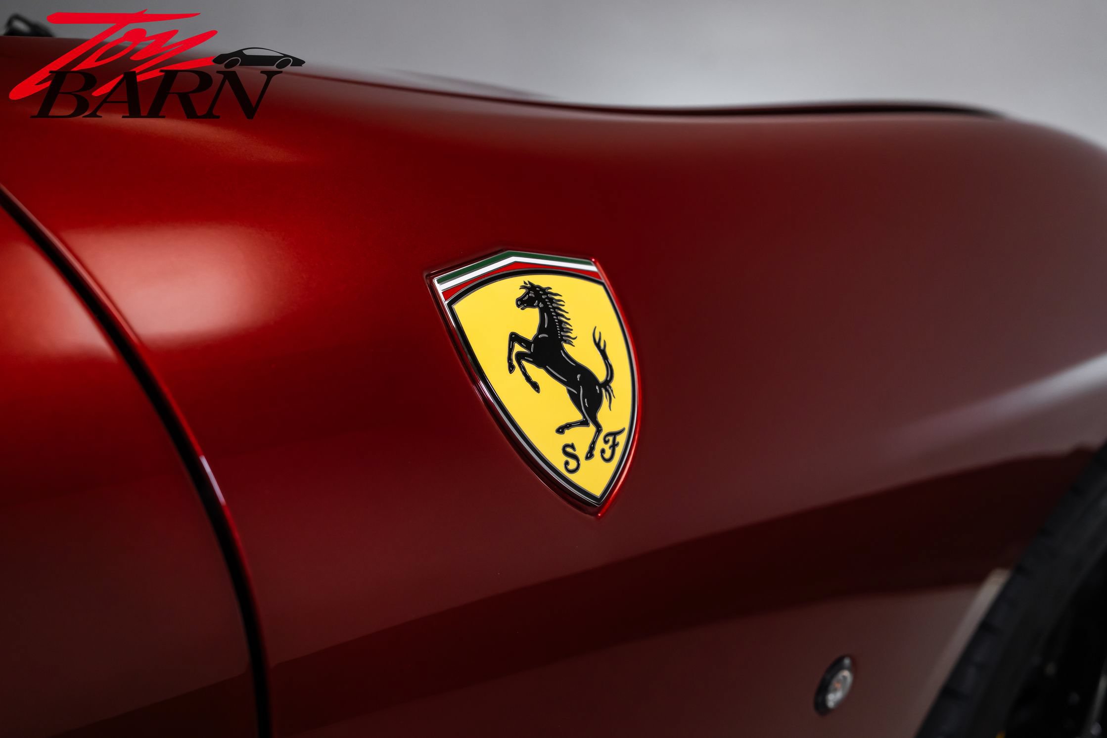 Used 2022 Ferrari Roma RWD image 13