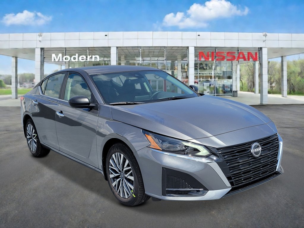New 2026 Nissan Altima 2.5 SV FWD image 2