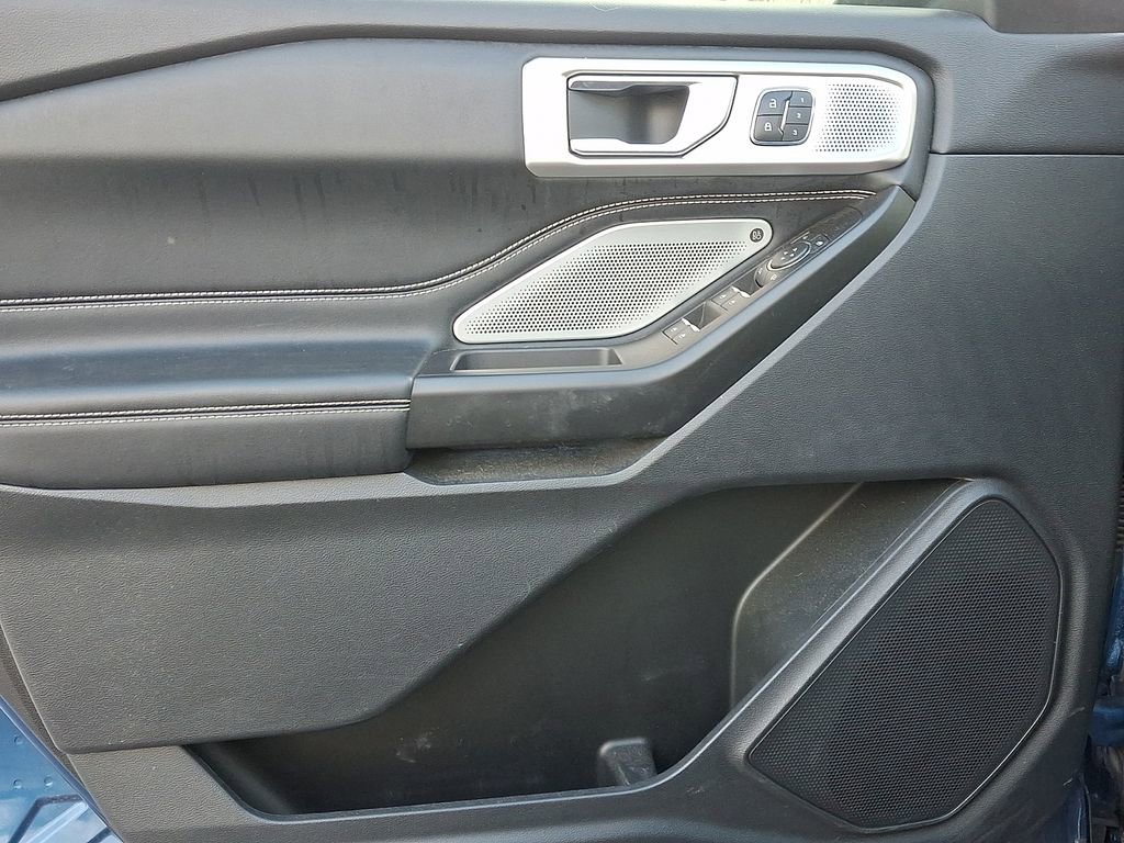 Used 2020 Ford Explorer ST w/ Premium Technology Package image 12