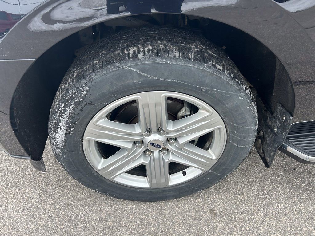 Used 2019 Ford Expedition XLT w/ Equipment Group 202A image 27