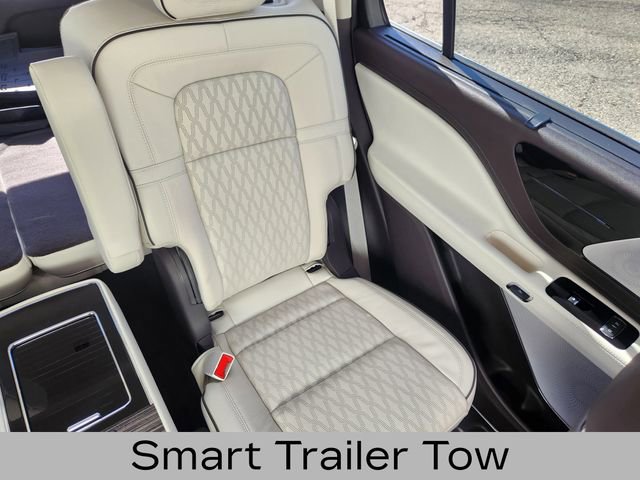 Used 2024 Lincoln Aviator Black Label w/ Dynamic Handling Package AWD/4WD image 18
