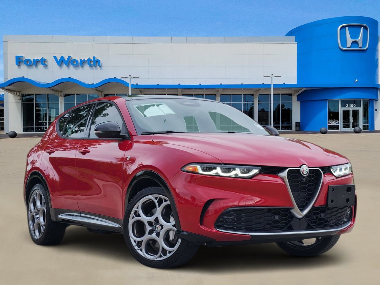Used 2024 Alfa Romeo Tonale Ti AWD/4WD image 1