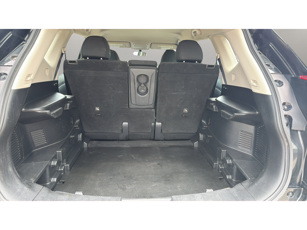 Used 2018 Nissan Rogue S AWD/4WD image 16