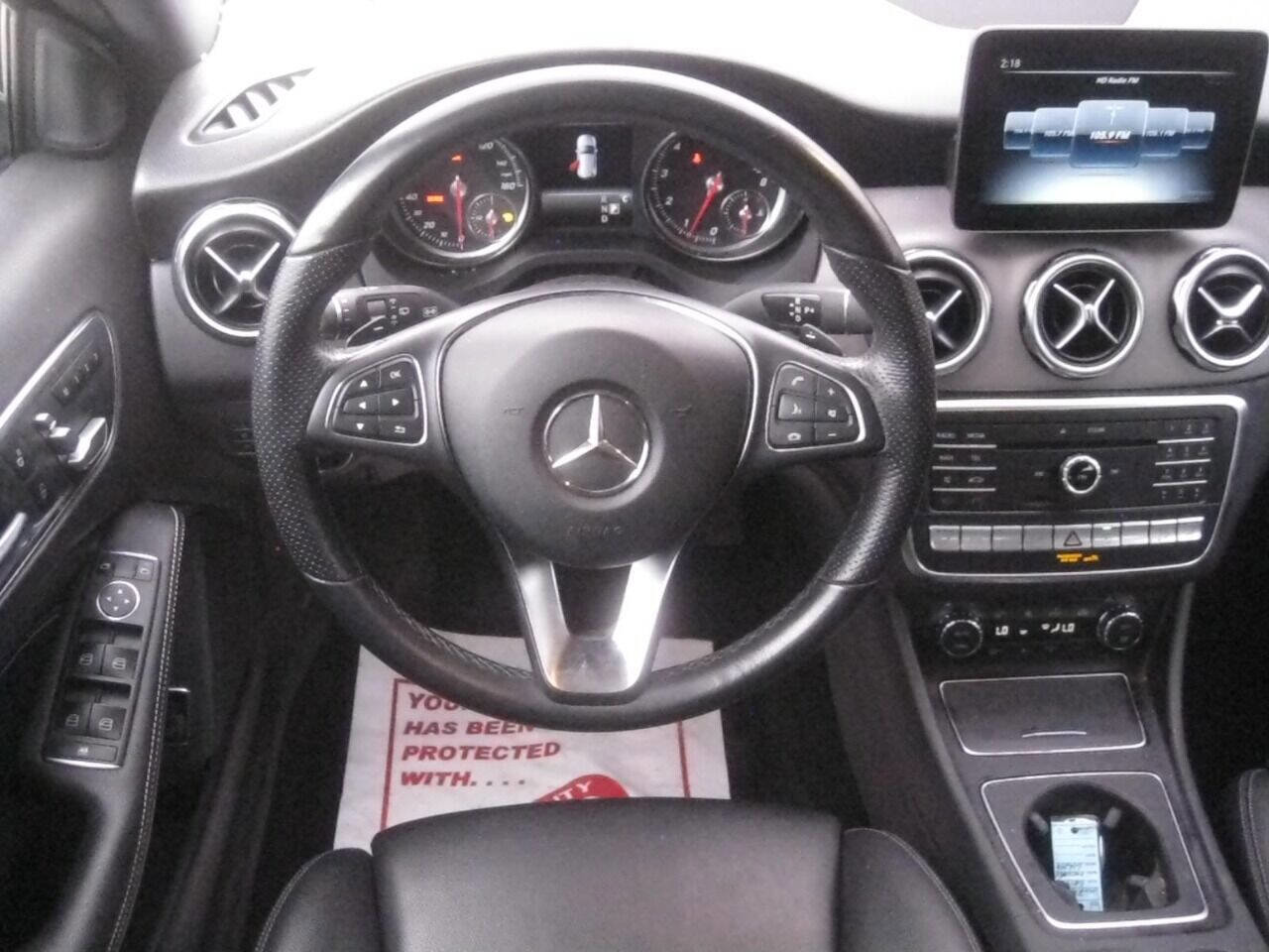 Used 2019 Mercedes-Benz GLA 250 4MATIC image 14