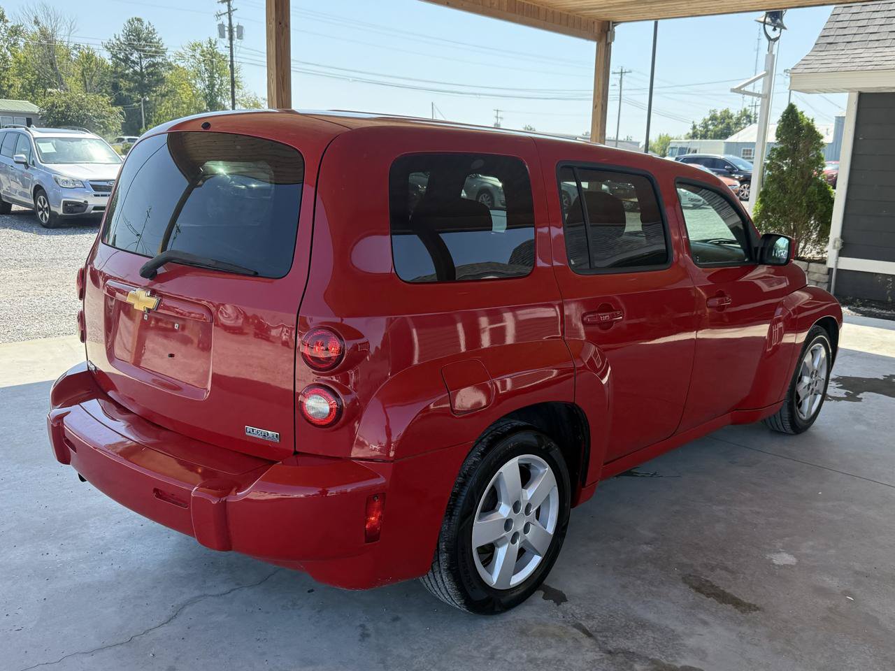 Used 2011 Chevrolet HHR LT FWD image 25